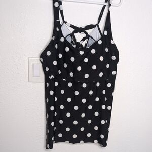 Kona Sol Black Camisole with Scoop Neck Sleeveless Fitted Tie Front